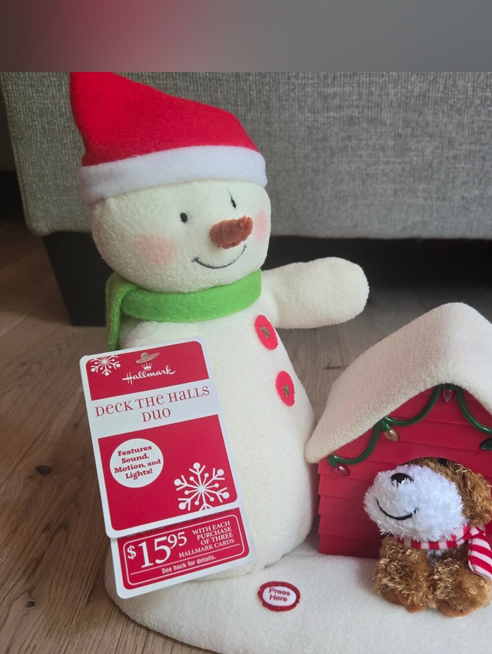 Hallmark 2011 Deck the Halls Duo Techno Plush Animated Snowman & Dog with House